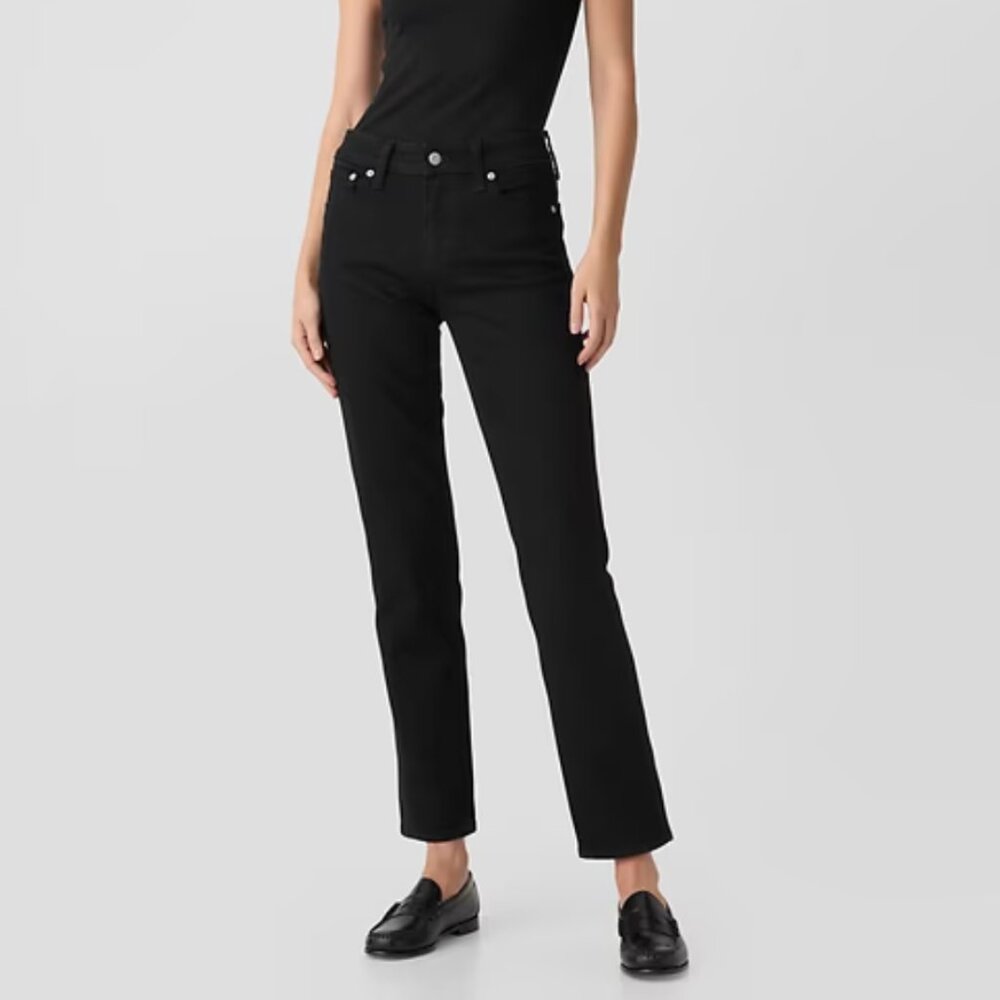 Gap Mid Rise Classic Straight Jeans